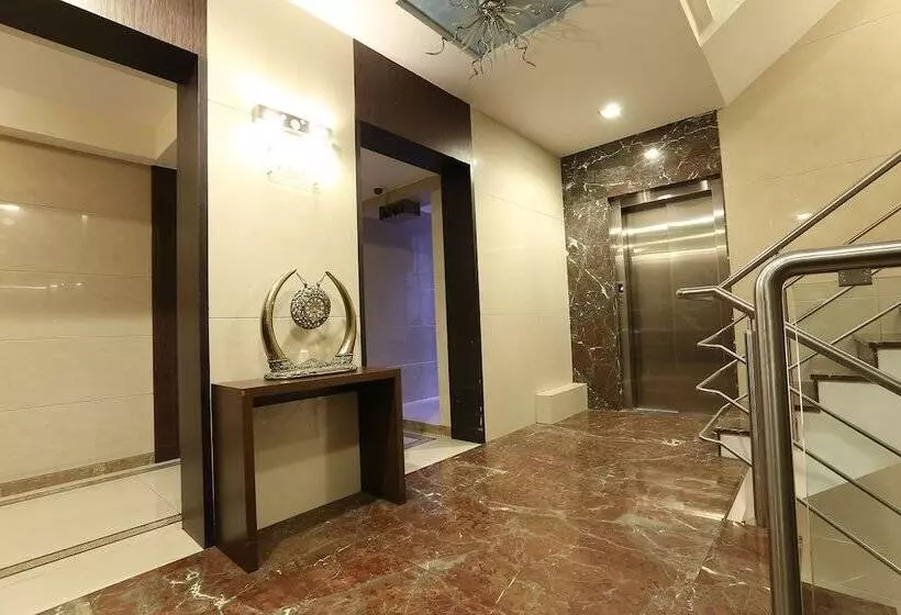 ホテル Silver Inn