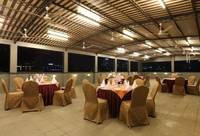 ホテル Silver Inn