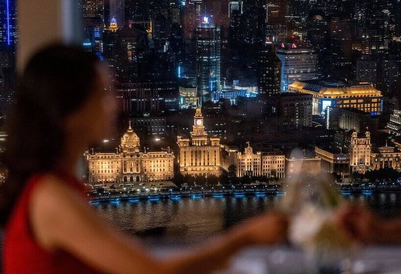 Отель The Ritzcarlton Shanghai, Pudong