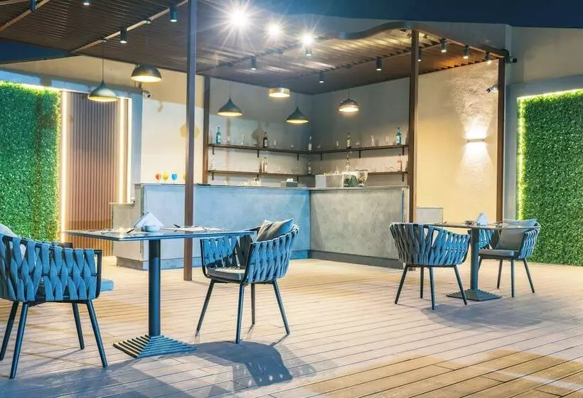 Md Hotel By Gewan