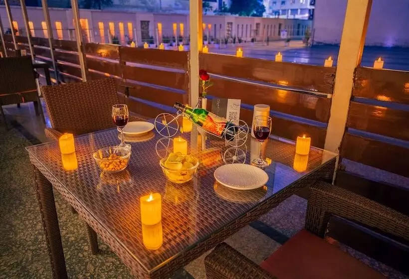 Rosewood Apartment Hotel   Gurgaon