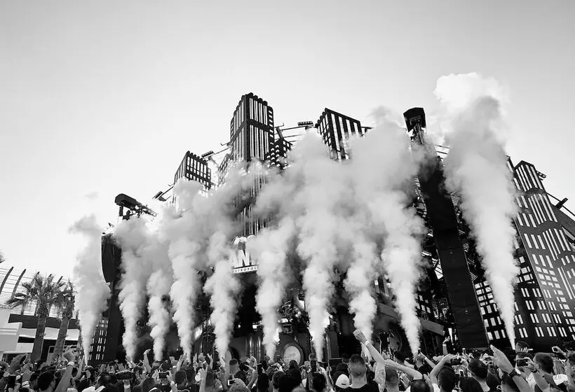 Ushuaïa Ibiza Beach Hotel - Adults Only