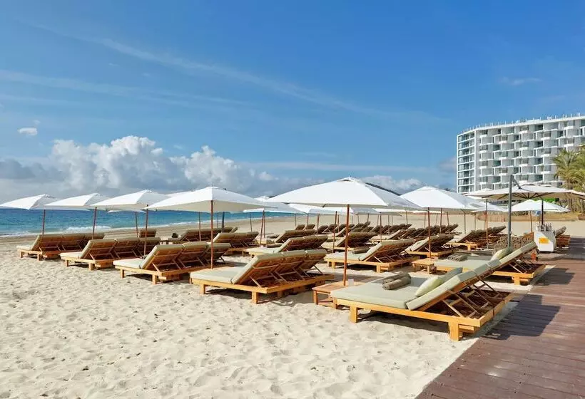 Ushuaïa Ibiza Beach Hotel - Adults Only