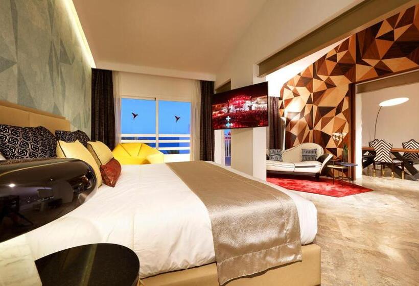 Ushuaïa Ibiza Beach Hotel - Adults Only