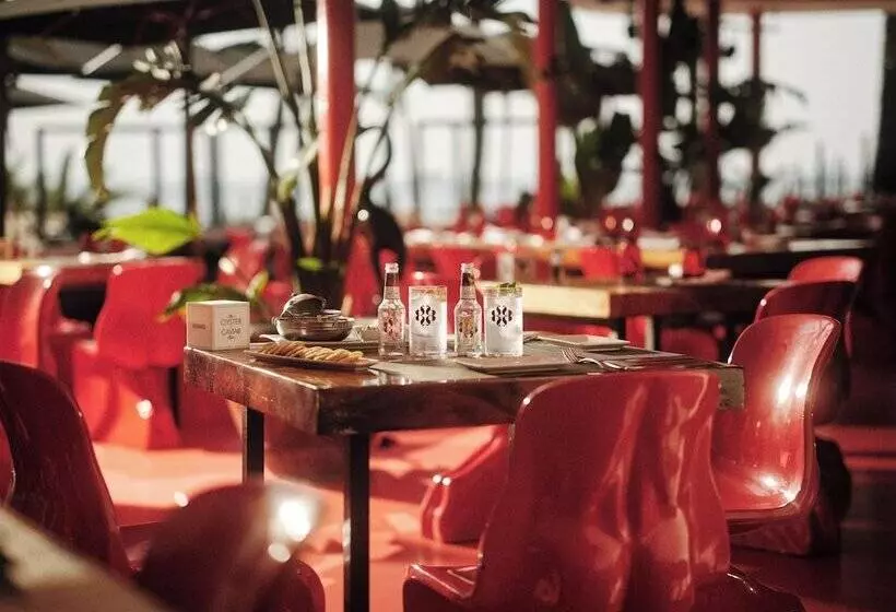 Ushuaïa Ibiza Beach Hotel - Adults Only