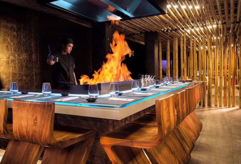 Ushuaïa Ibiza Beach Hotel - Adults Only