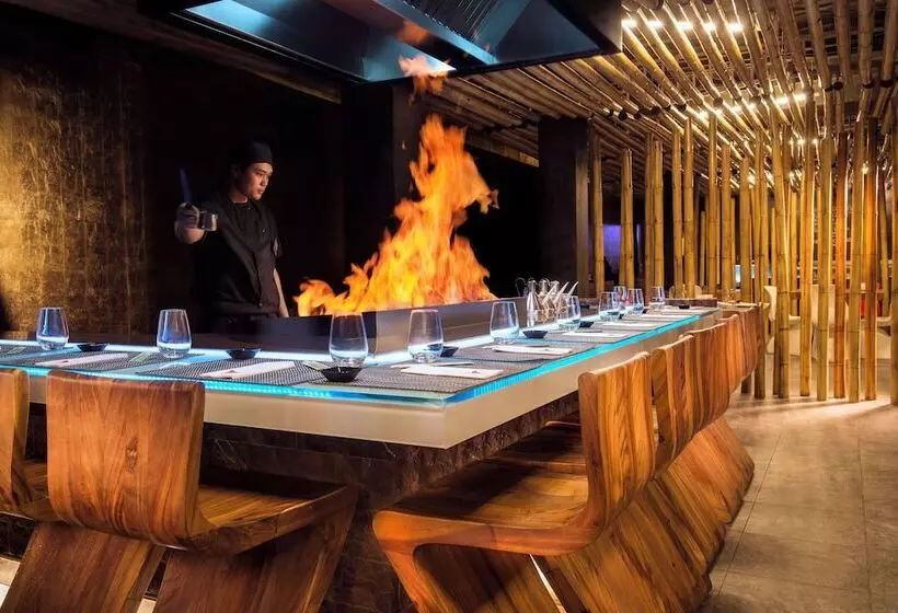 Ushuaïa Ibiza Beach Hotel - Adults Only