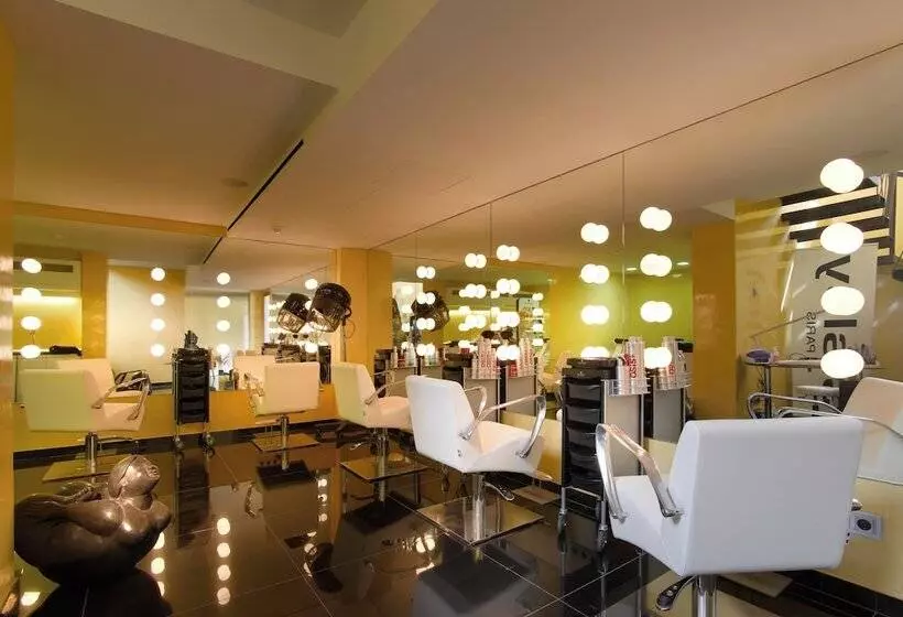 Ushuaïa Ibiza Beach Hotel - Adults Only