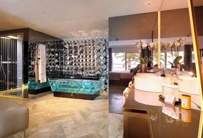 Ushuaïa Ibiza Beach Hotel - Adults Only