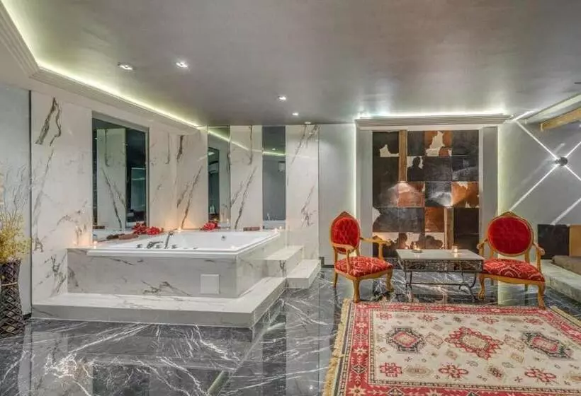 Grand Hotel Sveti Vlas  All Seasons Fitness & Spa