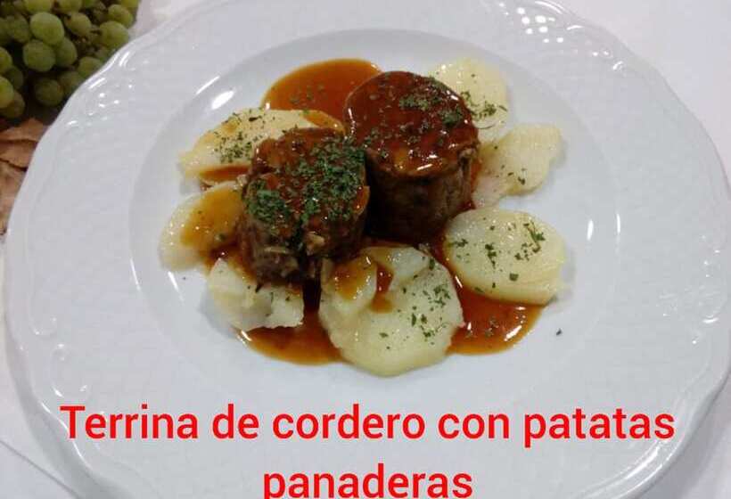 Hostal Valdepeñas By Bossh Hotels