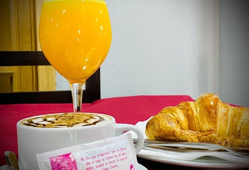 Hostal Valdepeñas By Bossh Hotels