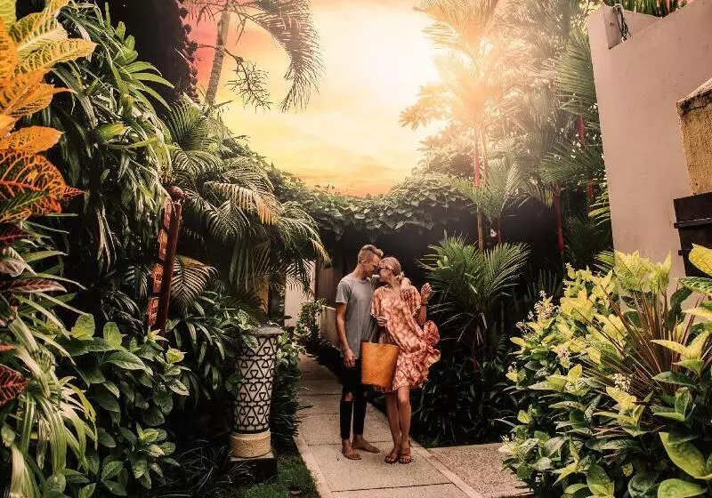 Отель Alaya Dedaun Kuta