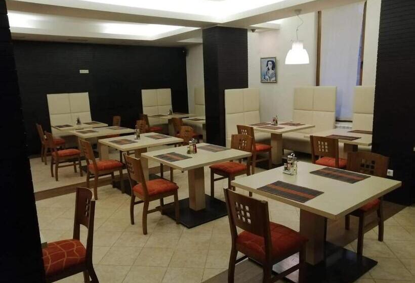 בית מלון כפרי Bellevue Residence Apartments