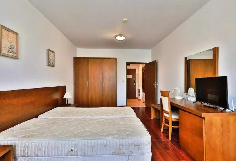 هتل Bellevue Residence Apartments