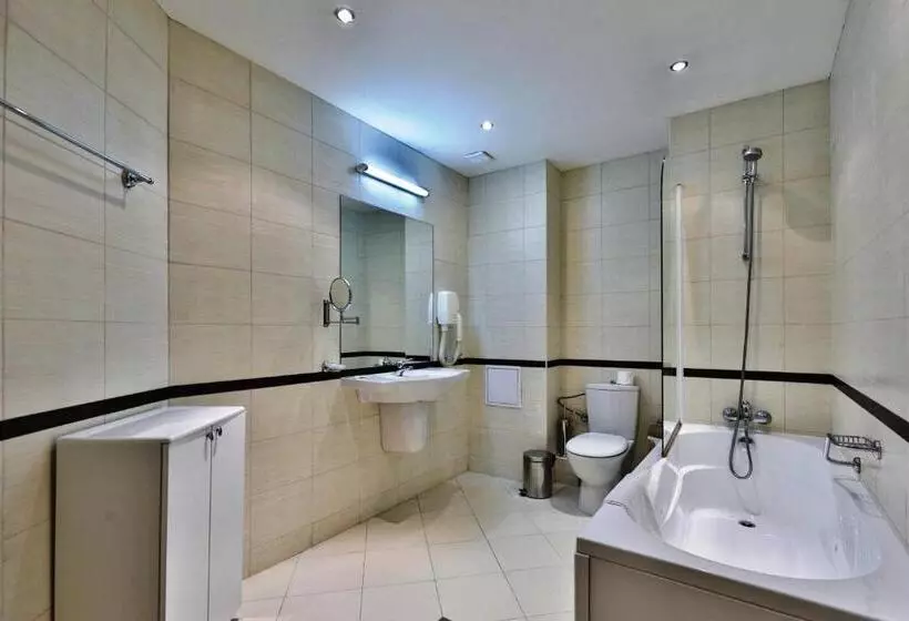 هتل Bellevue Residence Apartments