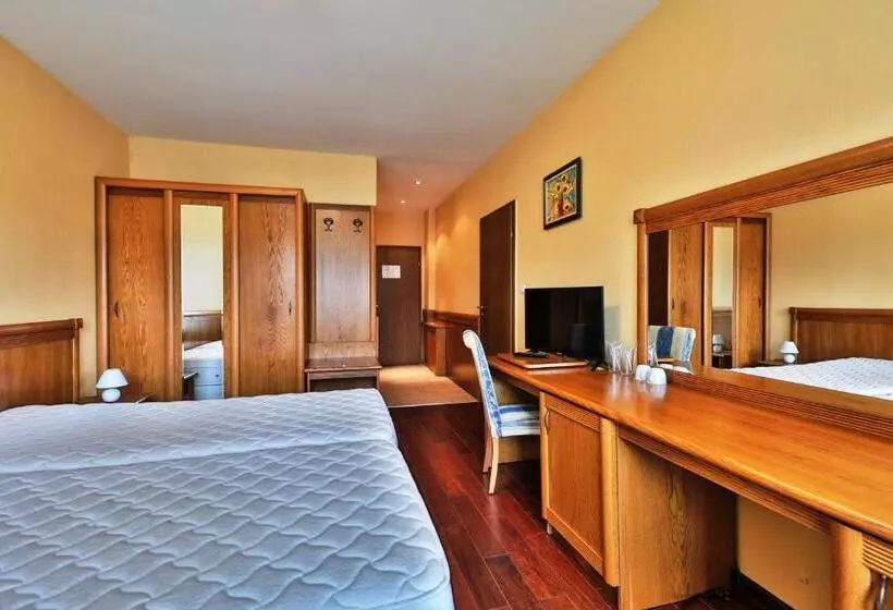 هتل Bellevue Residence Apartments