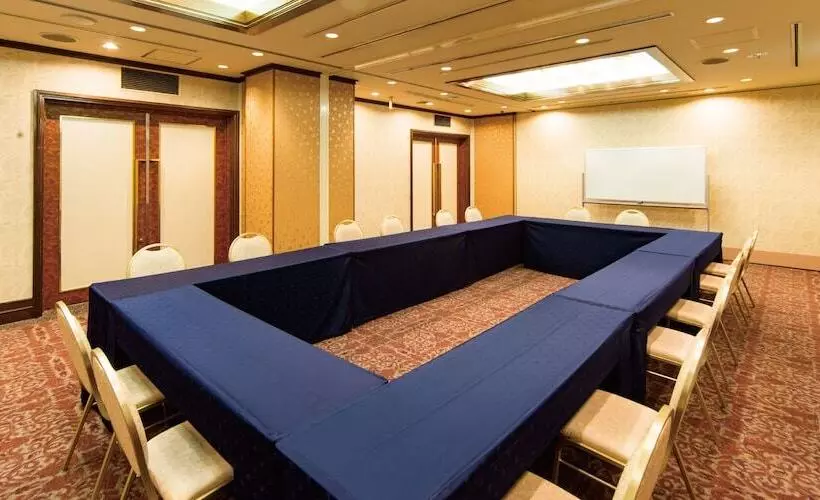 Hotel Claiton Shin Osaka