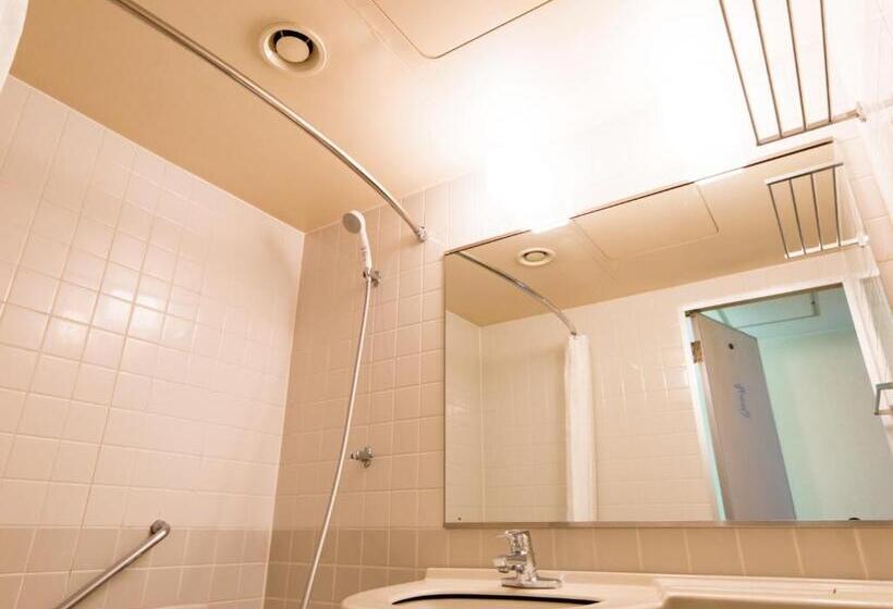 فندق Claiton Shin Osaka