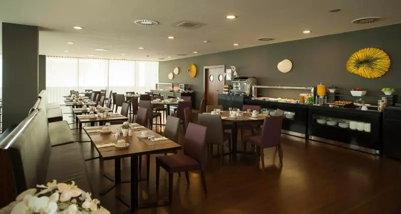 هتل Eurostars Mar De Vigo