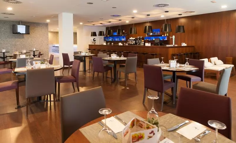 هتل Eurostars Mar De Vigo