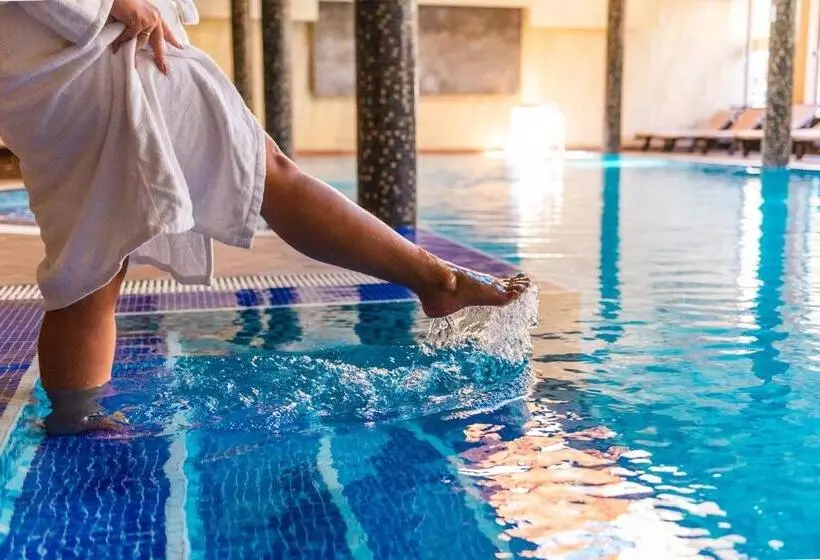 Hotel Festa Via Pontica