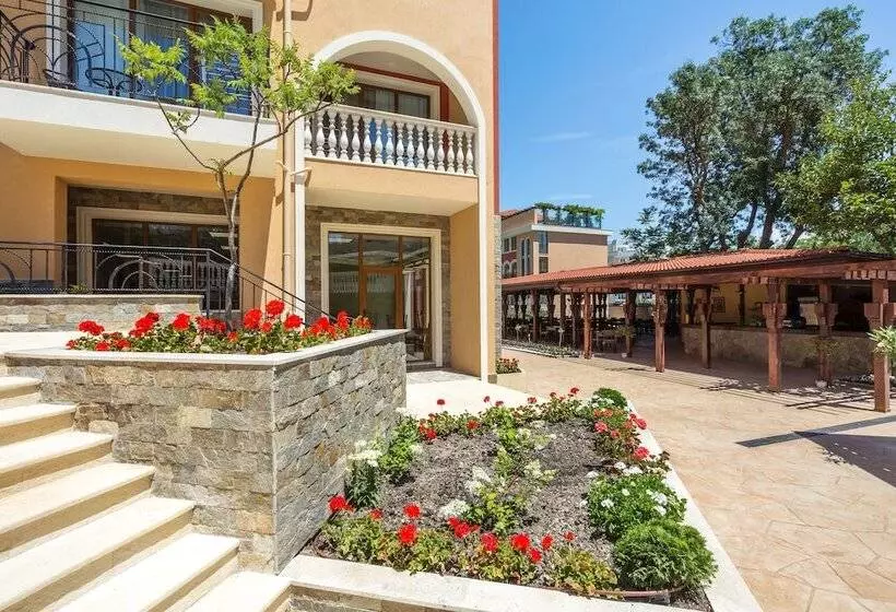 Hotel Festa Via Pontica