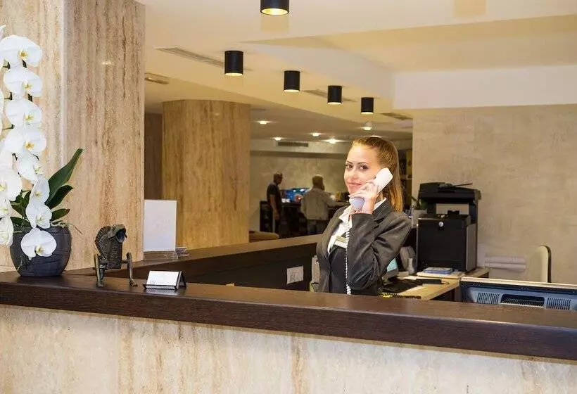 Hotel Festa Via Pontica