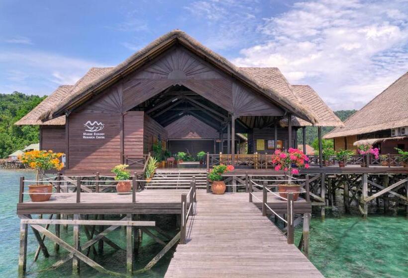 ホテル Gayana Marine Resort