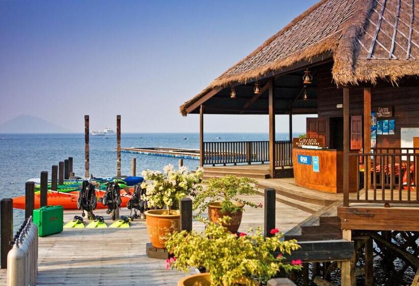 ホテル Gayana Marine Resort