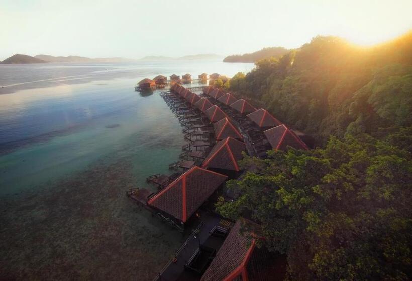 ホテル Gayana Marine Resort