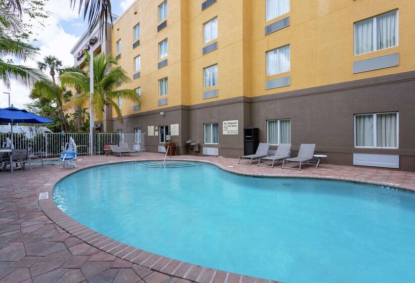 فندق Hampton Inn & Suites Ft. Pierce