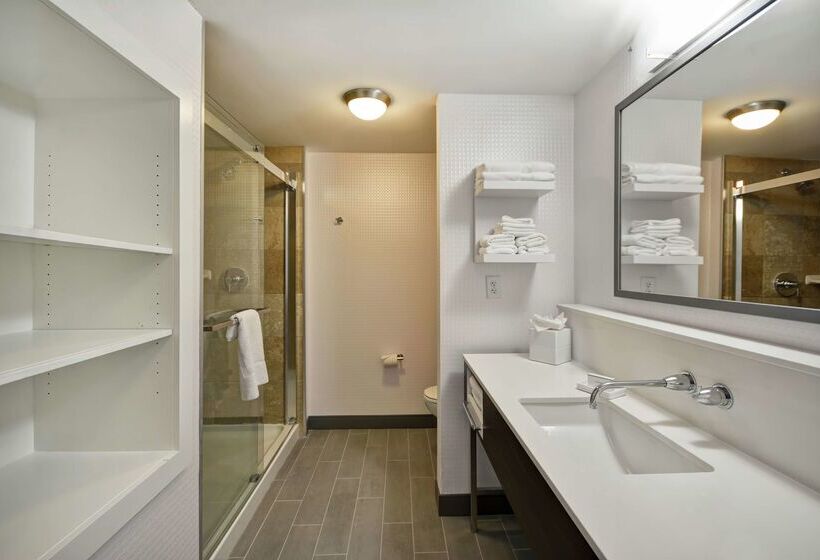 酒店 Hampton Inn & Suites Columbuseaston Area