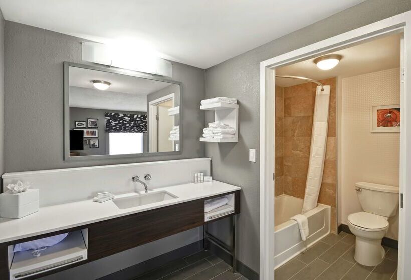 酒店 Hampton Inn & Suites Columbuseaston Area