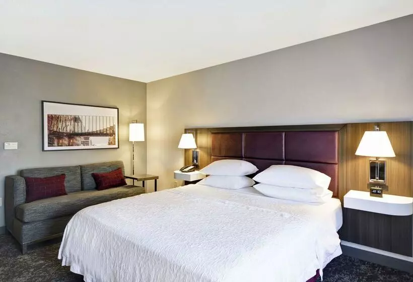 Hotel Hampton Inn & Suites Columbuseaston Area