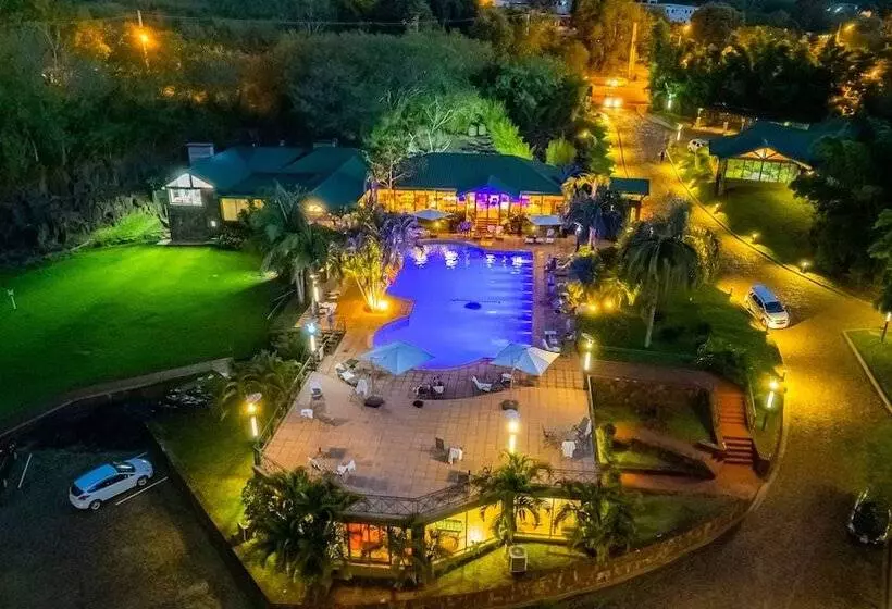 فندق Iguazu Jungle Lodge