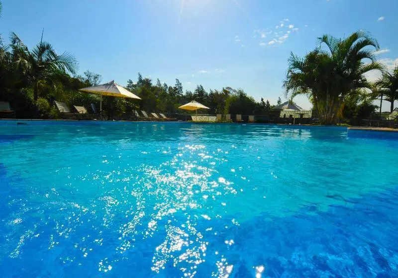 فندق Iguazu Jungle Lodge