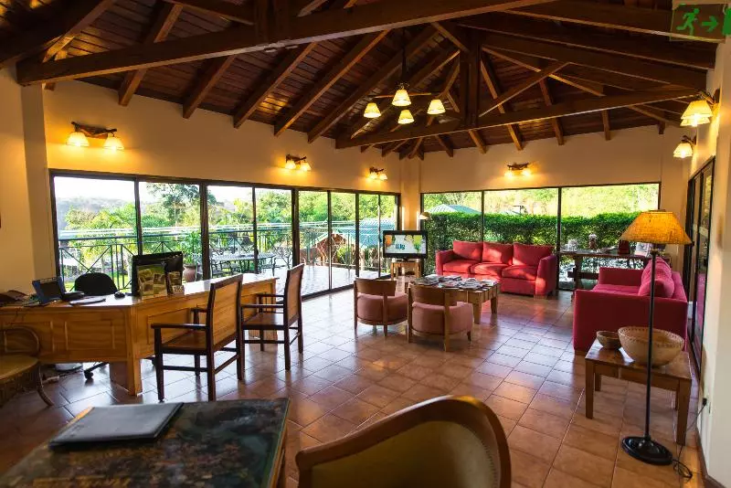 فندق Iguazu Jungle Lodge