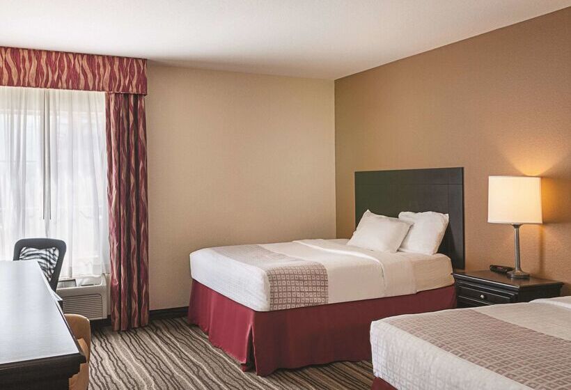 בית מלון כפרי La Quinta Inn & Suites By Wyndham Slidell North Shore Area