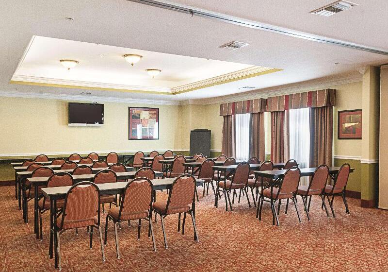 בית מלון כפרי La Quinta Inn & Suites By Wyndham Slidell North Shore Area