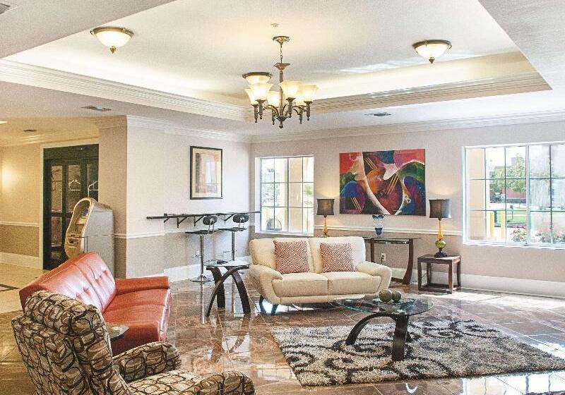 בית מלון כפרי La Quinta Inn & Suites By Wyndham Slidell North Shore Area