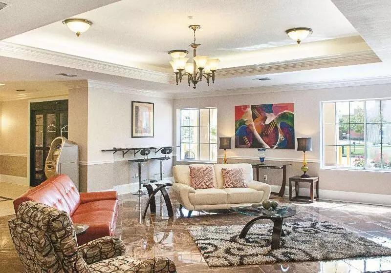 酒店 La Quinta Inn & Suites By Wyndham Slidell North Shore Area