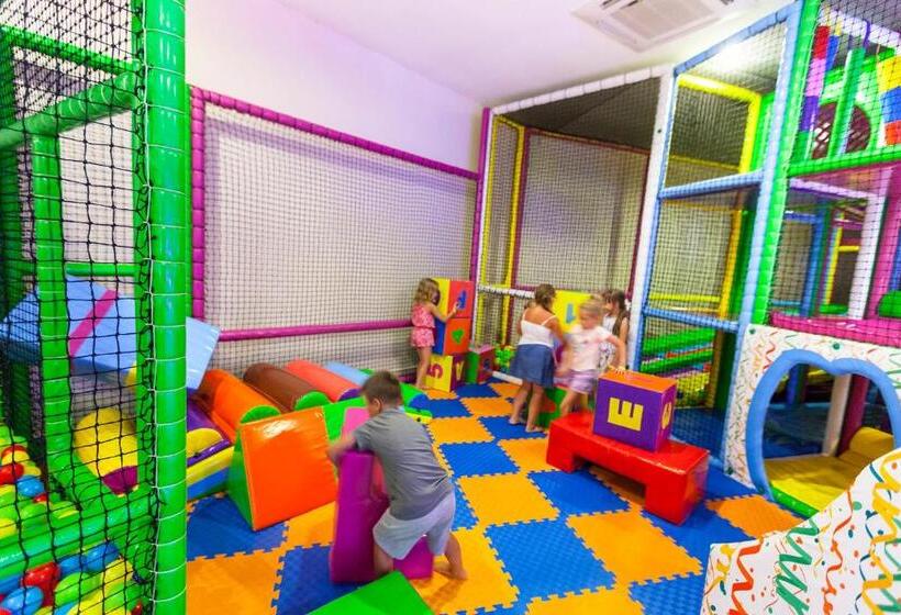 בית מלון כפרי Narcia Resort Side  Ultra All Inclusive