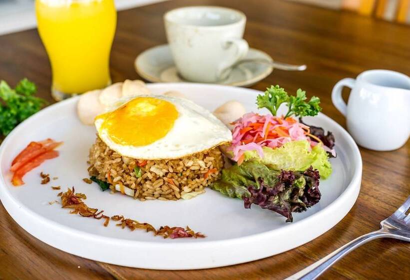 בית מלון כפרי Nirwana Beach & Resort