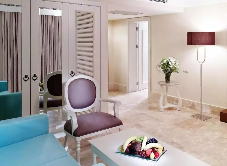 ホテル Paloma Pasha