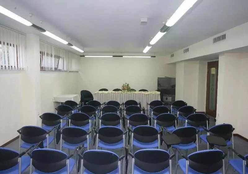 בית מלון כפרי Pirin