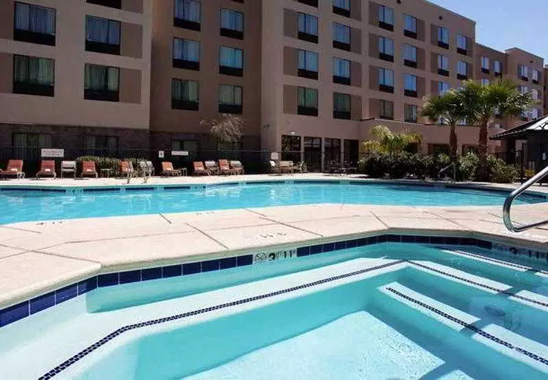 هتل Residence Inn Phoenix North Happy Valley