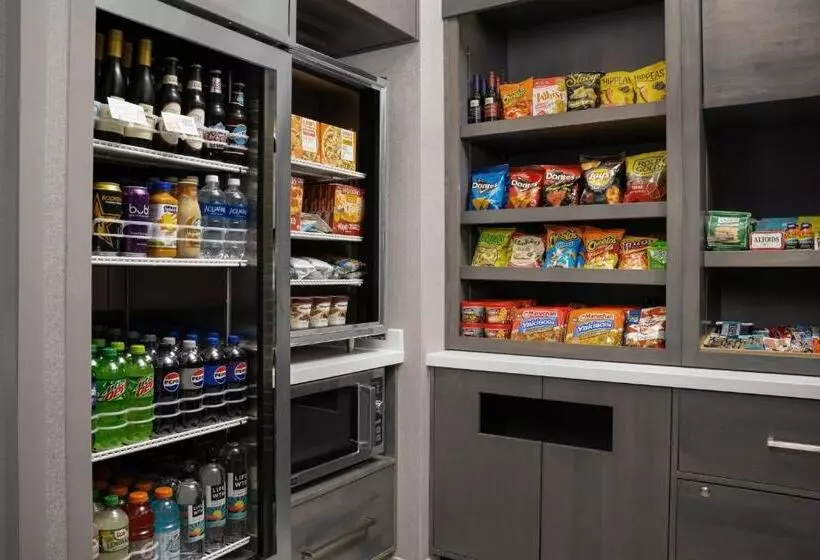 هتل Springhill Suites By Marriott Annapolis