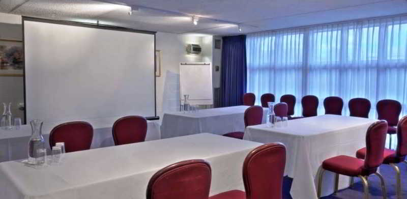 호텔 Constitution Inn