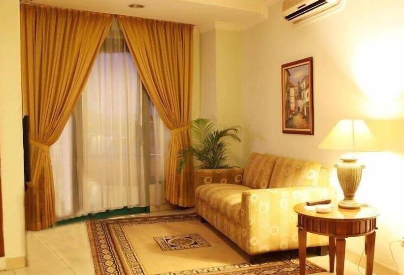 فندق Travellers Suites Serviced Apartments